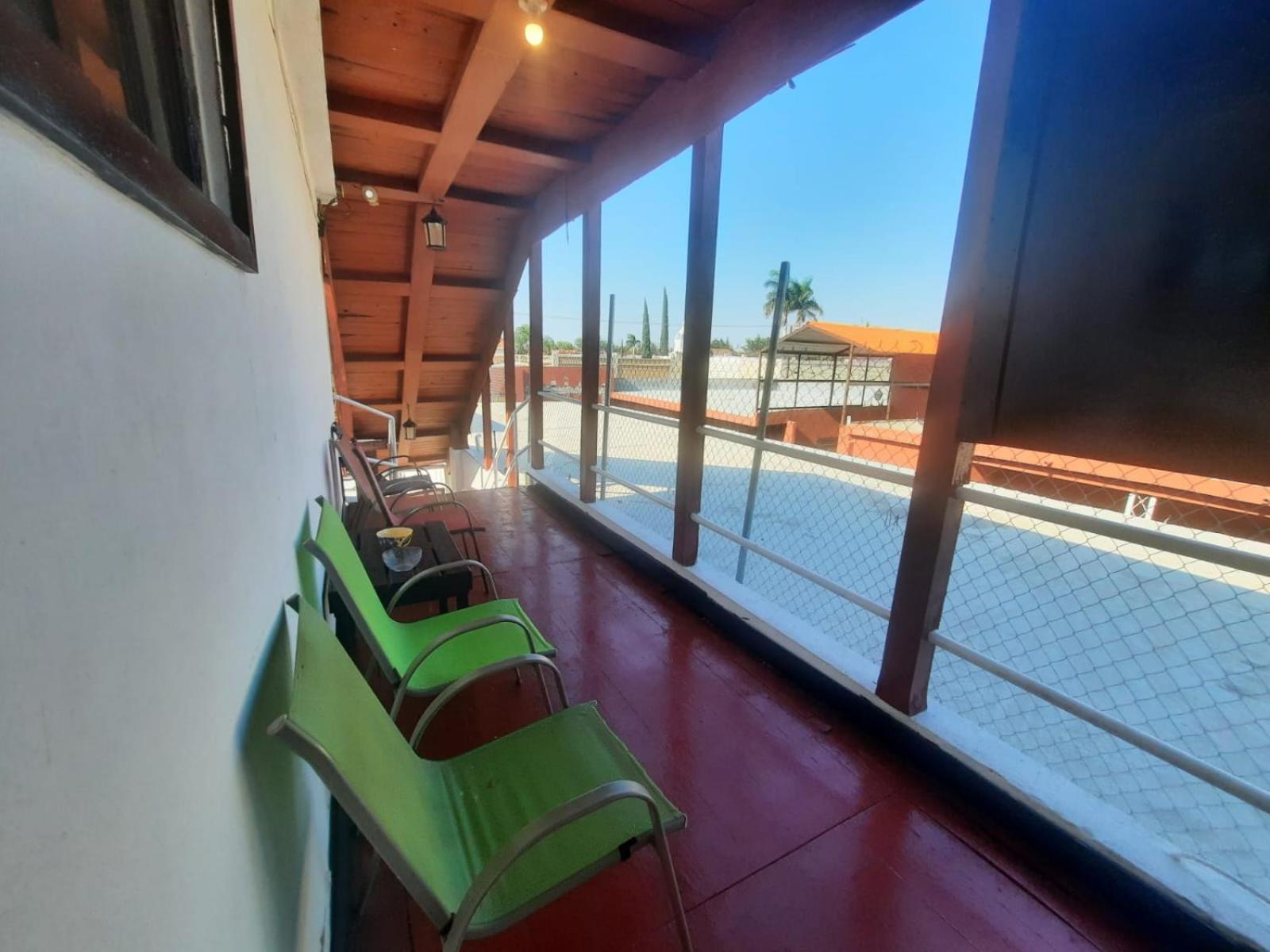 Hotel Garcias Suites, Linares Zewnętrze zdjęcie