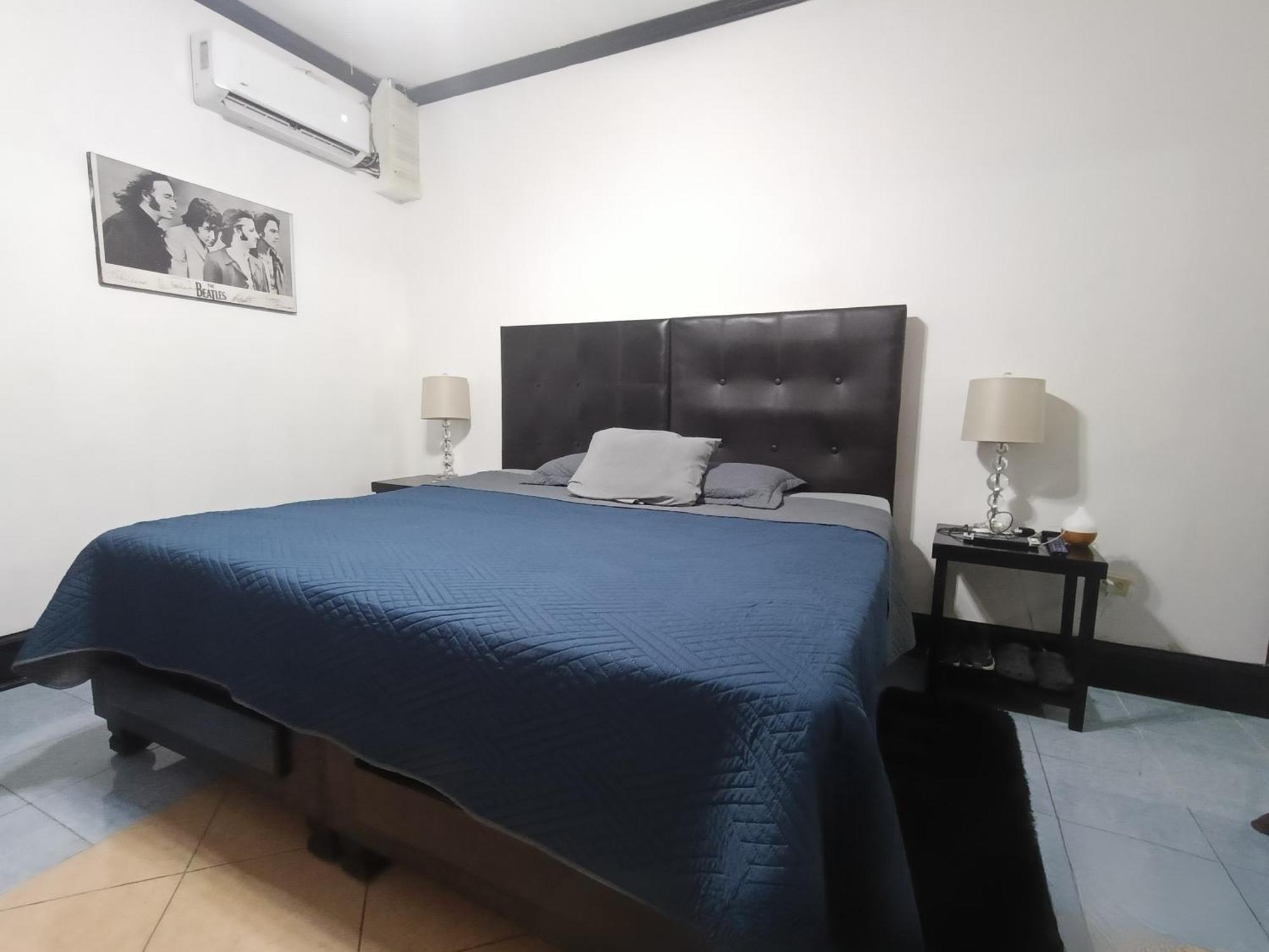 Hotel Garcias Suites, Linares Zewnętrze zdjęcie
